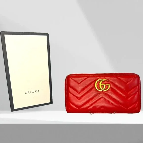 🔥 GUCCI
Calfskin GG Marmont Zip Around Wallet Hibiscus Red - Picture 1 of 14